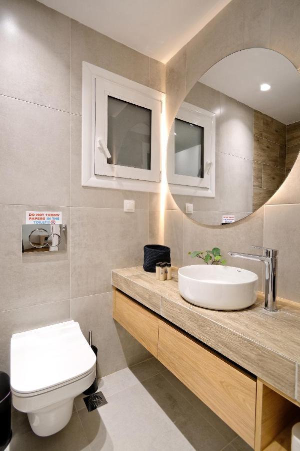 Elegant Big Apartment In Athens Center With Balcony Exteriör bild