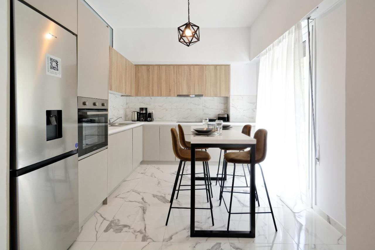 Elegant Big Apartment In Athens Center With Balcony Exteriör bild