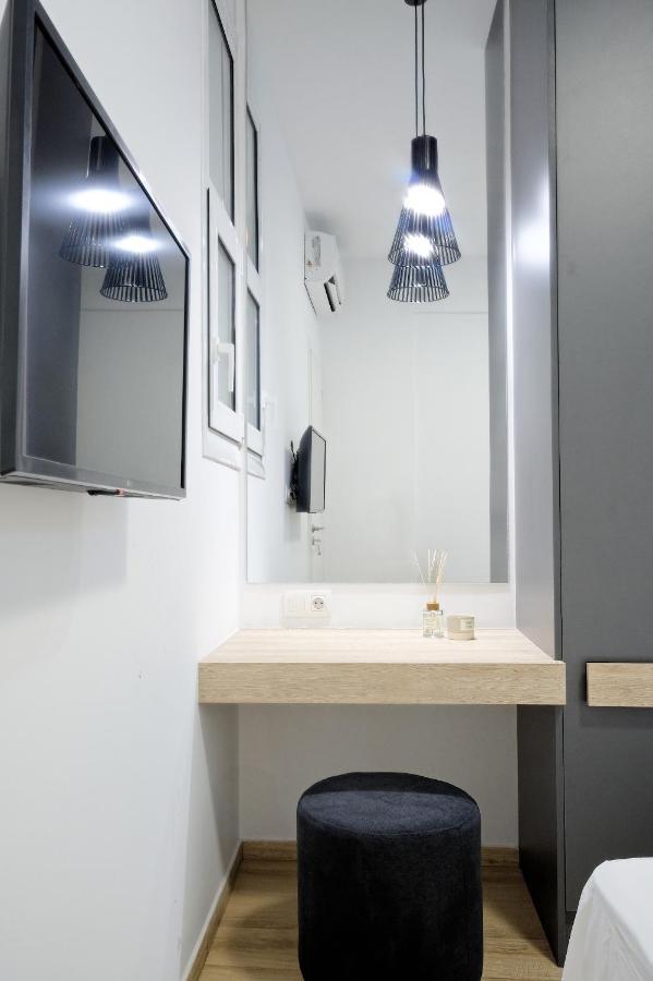 Elegant Big Apartment In Athens Center With Balcony Exteriör bild