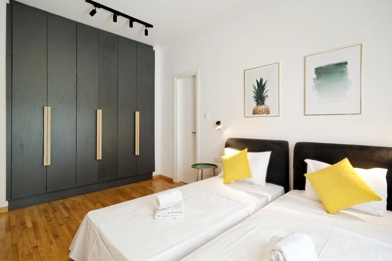 Elegant Big Apartment In Athens Center With Balcony Exteriör bild