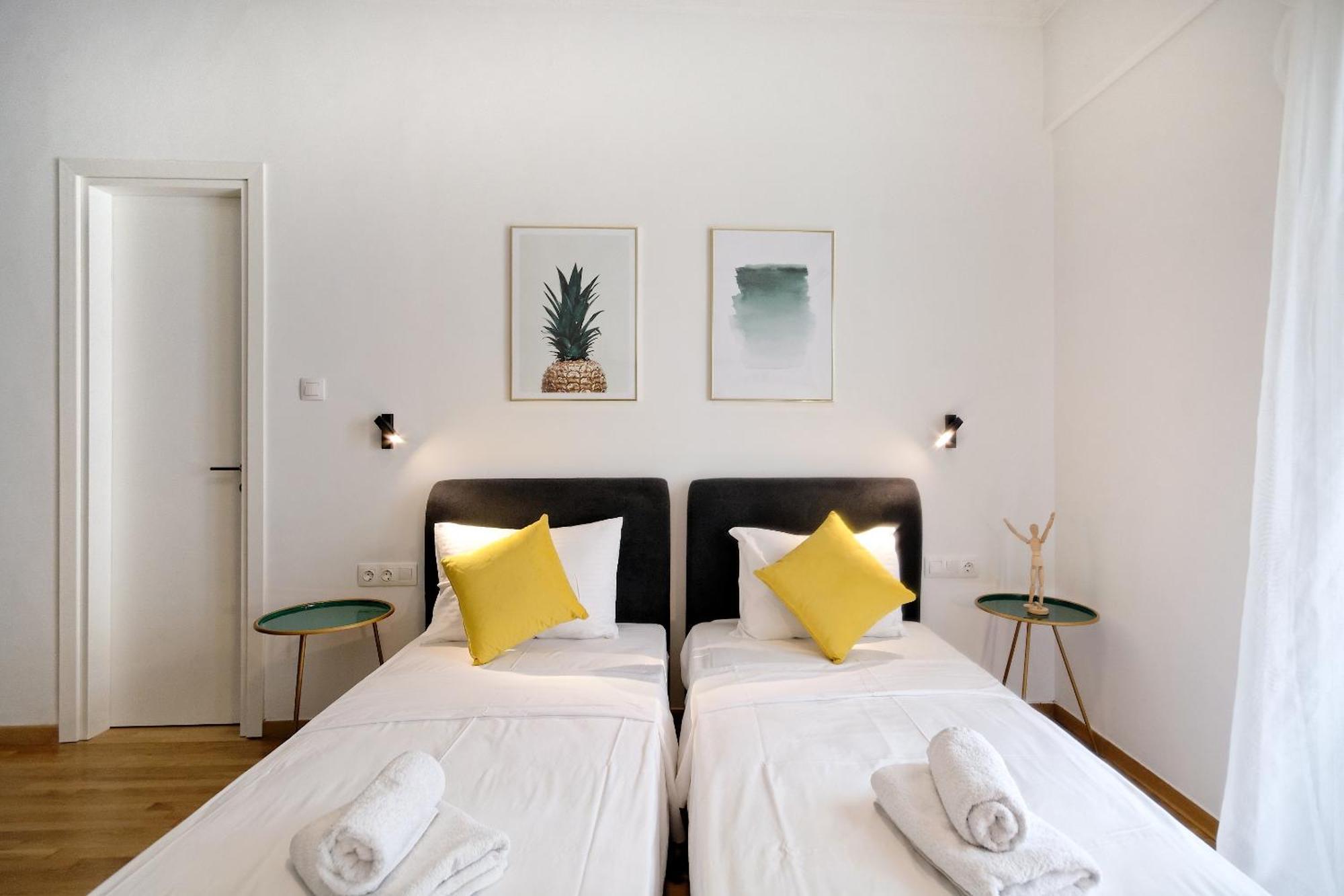 Elegant Big Apartment In Athens Center With Balcony Exteriör bild