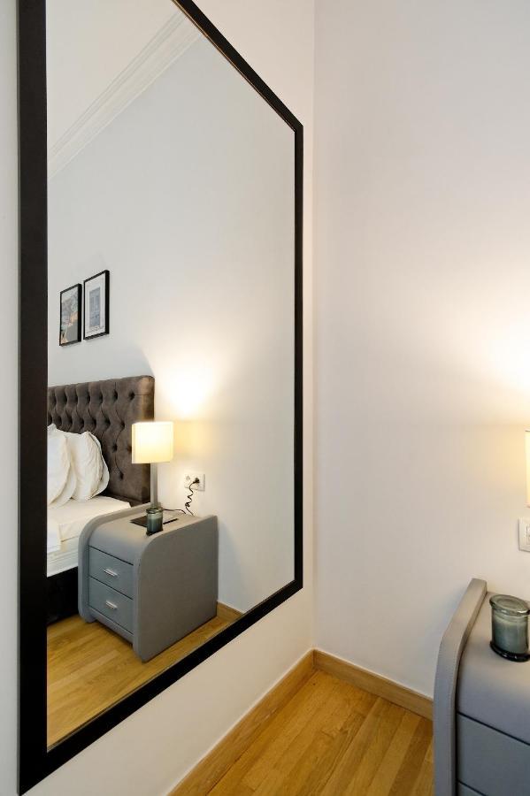 Elegant Big Apartment In Athens Center With Balcony Exteriör bild